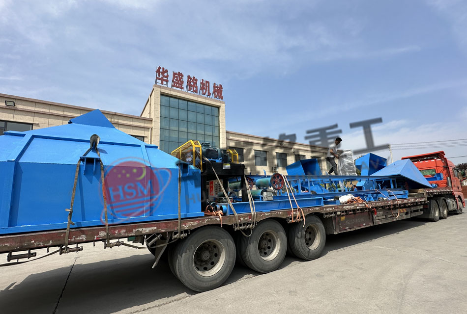 瀝青銑刨料生產線全套設備 發(fā)貨現場 銑刨料雙齒輥破碎機 瀝青再生料篩分設備