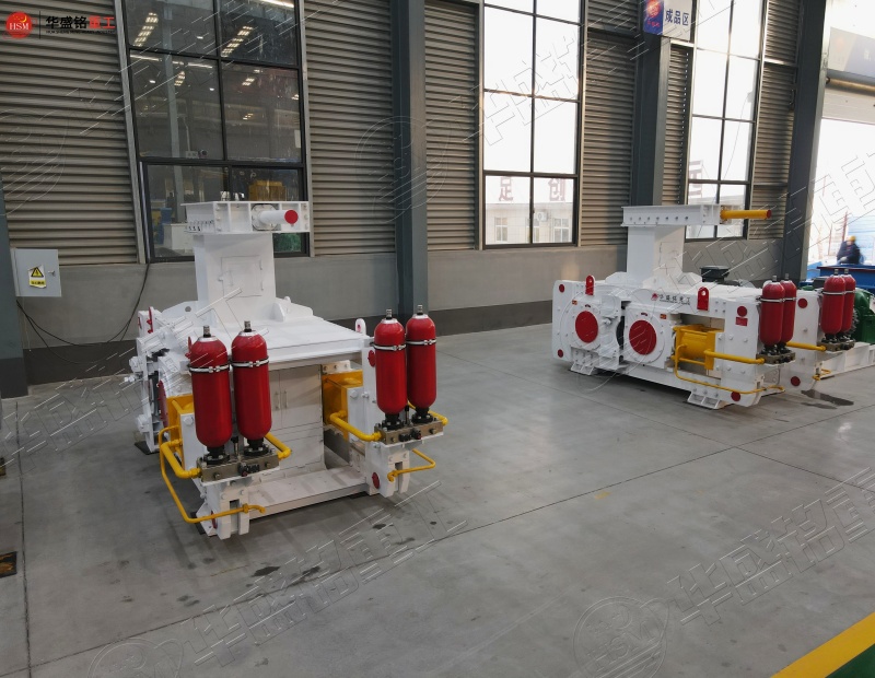 時產60噸大型高壓輥磨機